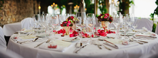 Illustration for article titled Learn How You May Have Help Planning The Room For Your Wedding Reception